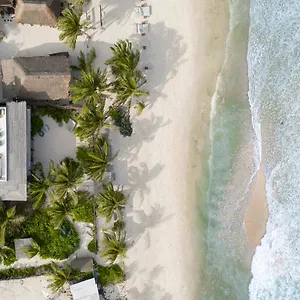 https://aldea-canzul-tulum-luxury-villas-by-ahau-collection.quintano-roohotels.com
